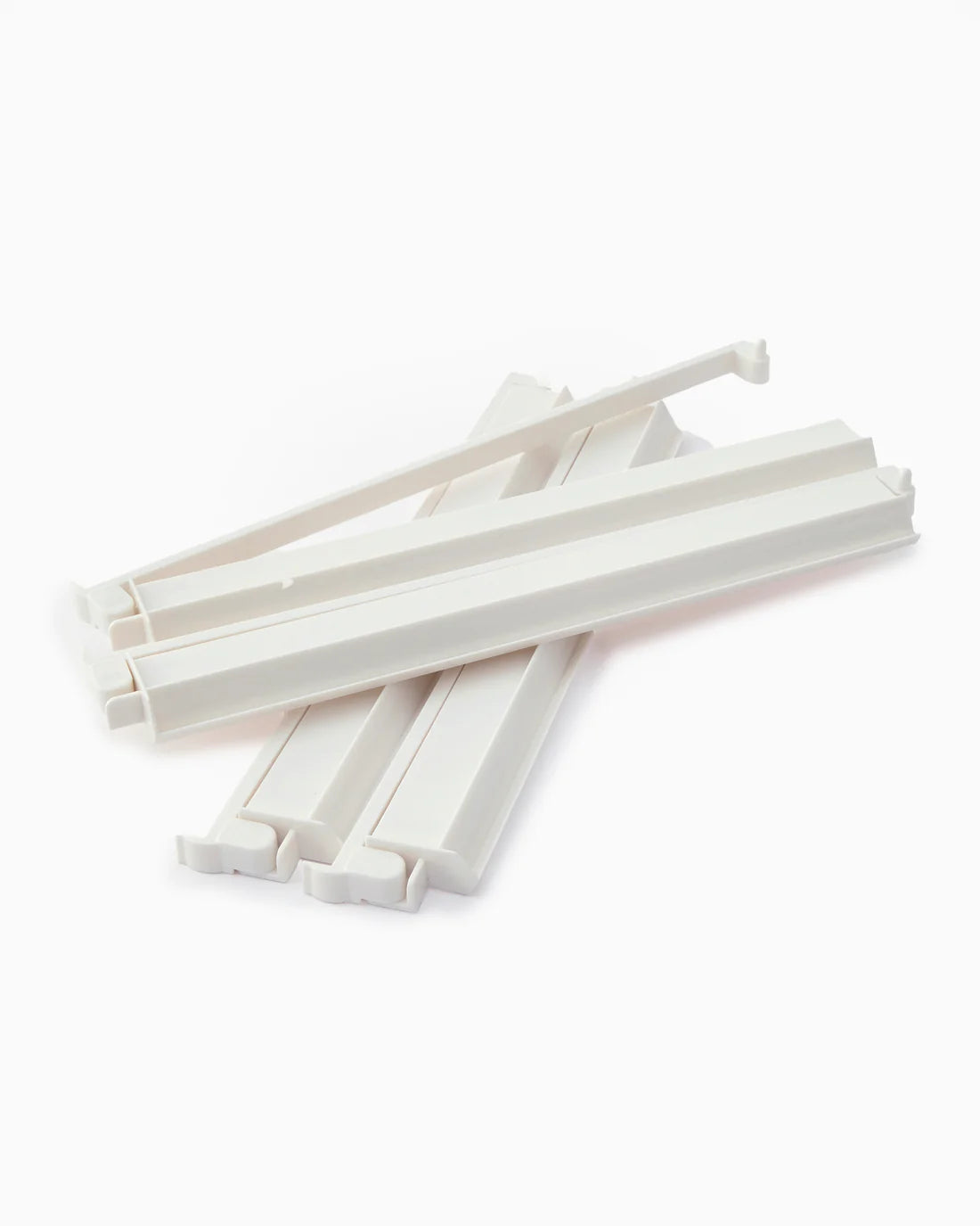 OMM - White Acrylic Rack & Pusher Set